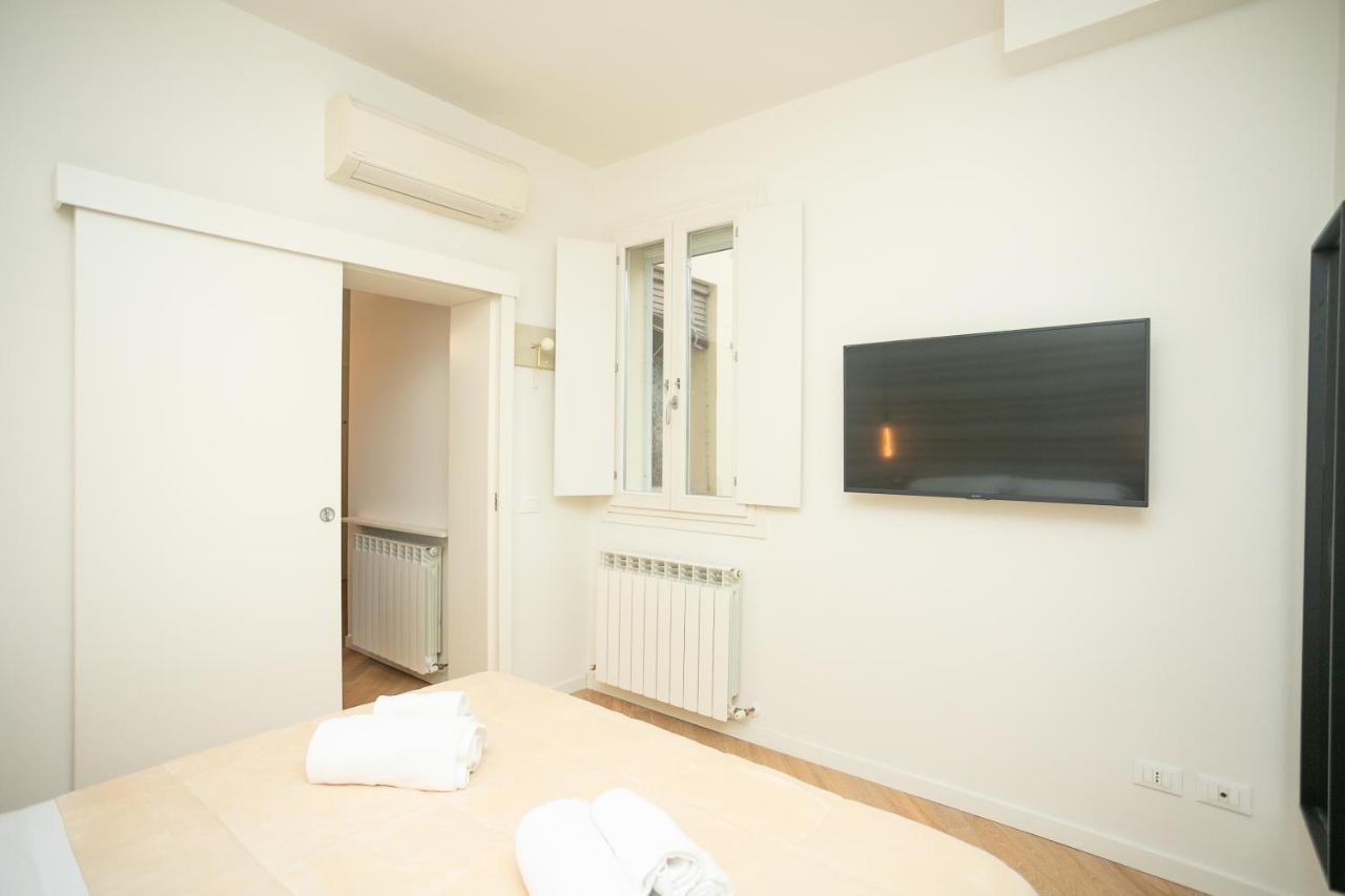 Modena Centro Junior Suite Bagian luar foto